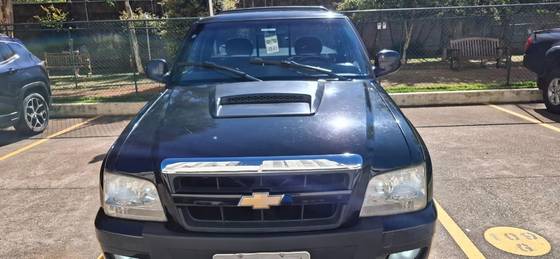 CHEVROLET S10 2.4 MPFI ADVANTAGE 4X2 CS 8V FLEX 2P MANUAL CHEVROLET S10 2.4 MPFI ADVANTAGE 4X2 CS 8V FLEX 2P MANUAL